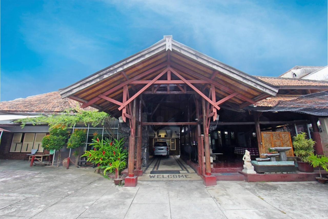Oyo 91516 Wisata Hotel Mataram Eksteriør bilde
